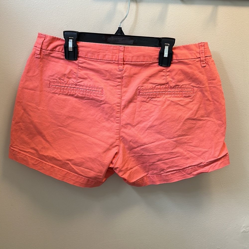 Old Navy women’s shorts size 6 - Picture 3 of 4